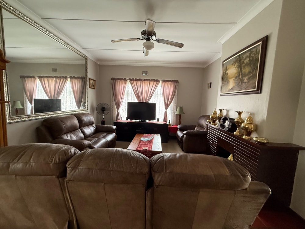 House for sale in Waterval-boven - 1DS1721704 House for sale in Waterval-boven - 1DS1721704