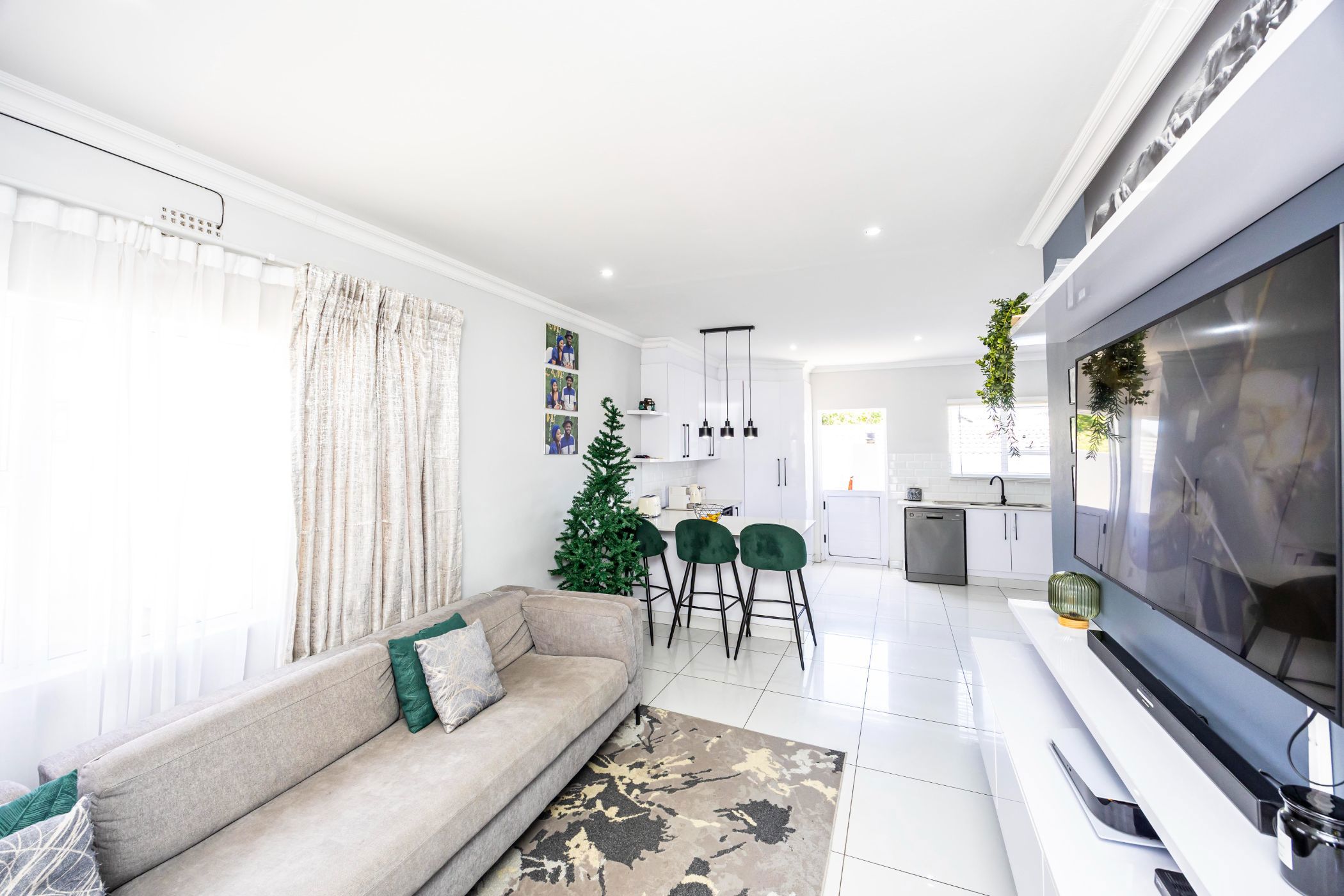 Townhouse for sale in Gonubie - 1EZ1721707