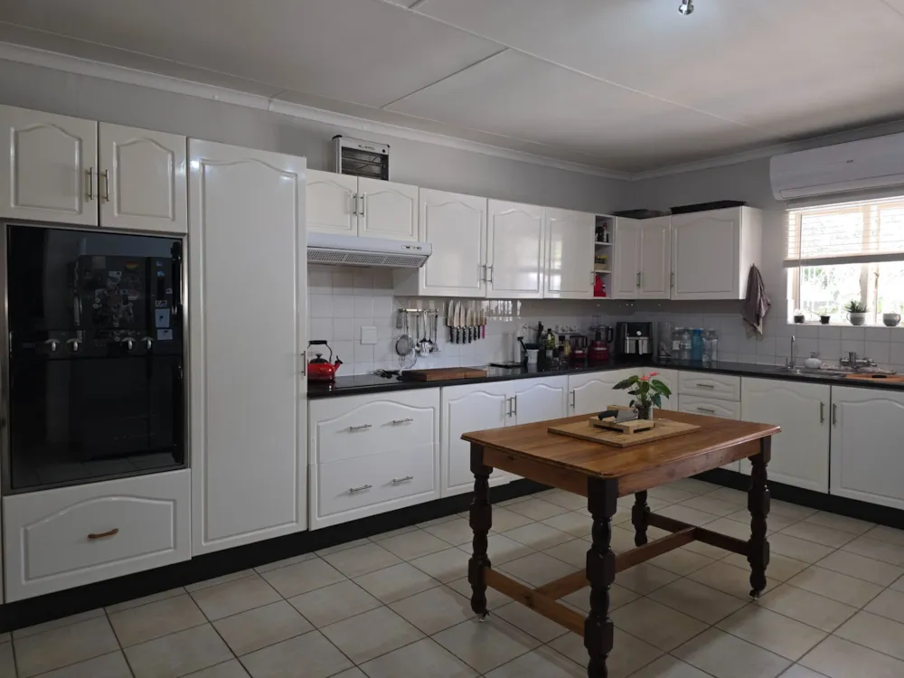 House let in Phakalane, Botswana - 3BO1721744