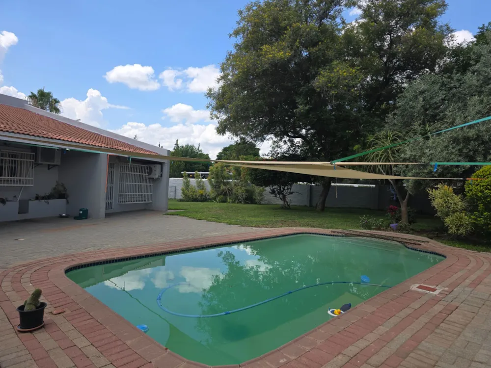 House let in Phakalane, Botswana - 3BO1721744