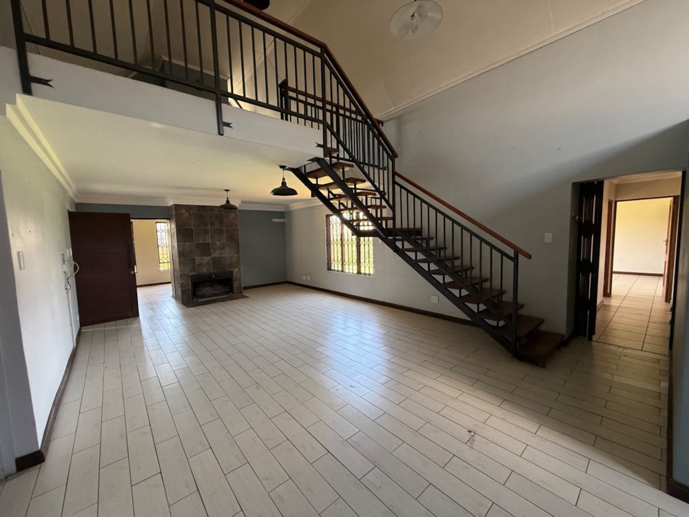 Security complex home to rent in Witbank (eMalahleni) - 1WD1722866 Security complex home to rent in Witbank (eMalahleni) - 1WD1722866