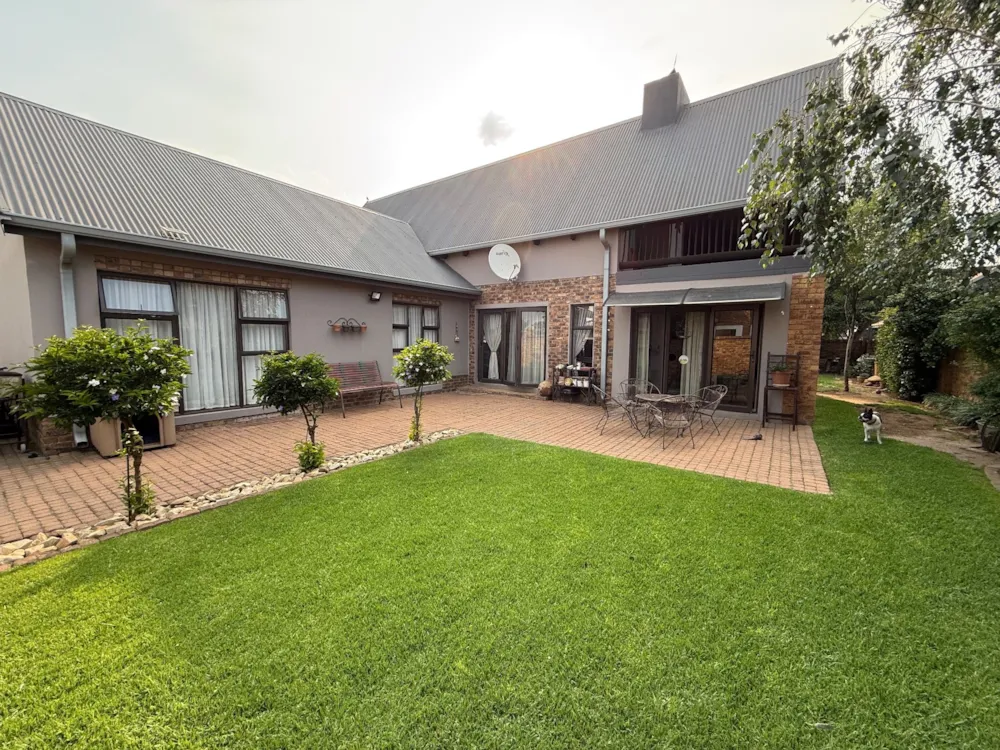 Security estate home for sale in Reyno Ridge - 1WD1721747