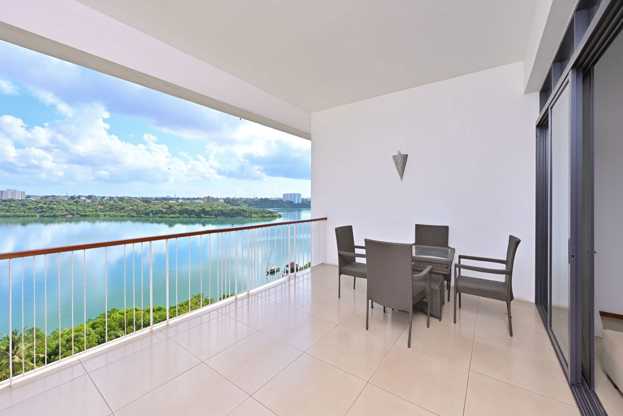 Apartment to rent in Tudor, Kenya - 3KE1721750