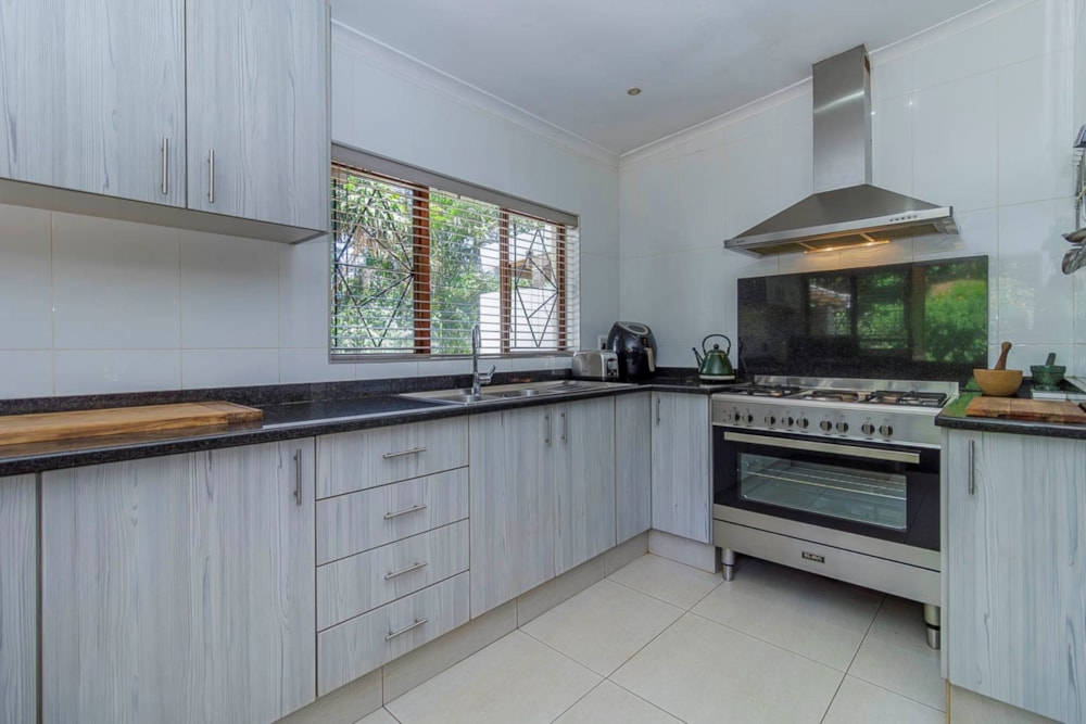 House for sale in Kloof - 1KF1721758