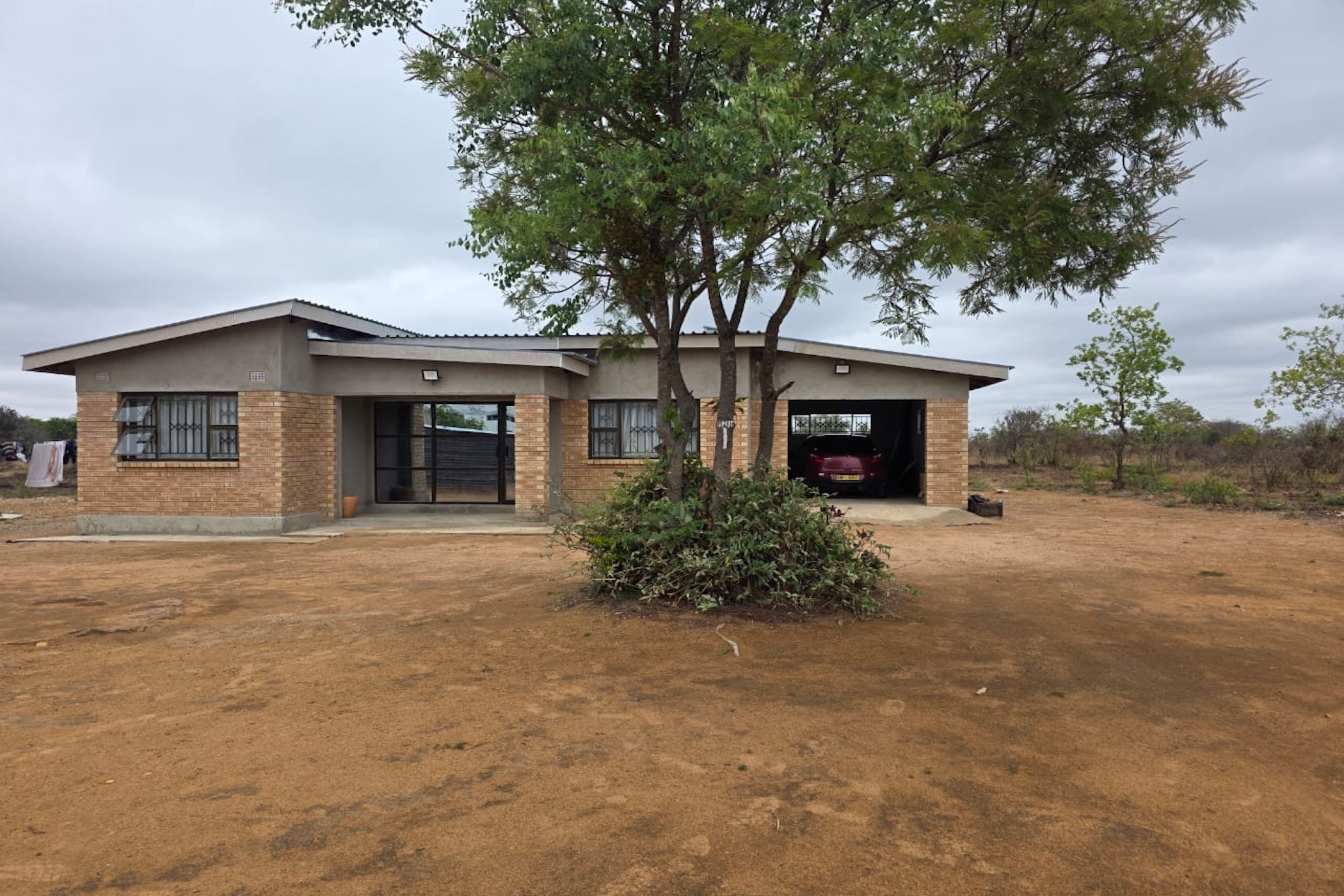 Townhouse for sale in Burnside, Bulawayo, Zimbabwe - 3ZB1721809