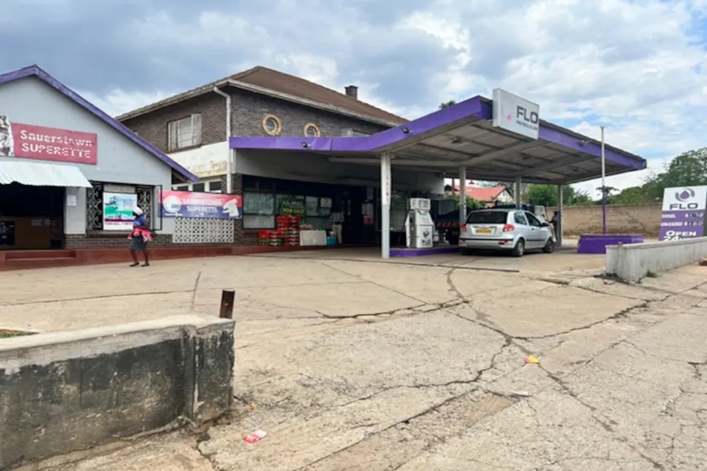 Commercial Building for sale in Sauerstown, Zimbabwe - 3ZB1721837 Commercial Building for sale in Sauerstown, Zimbabwe - 3ZB1721837