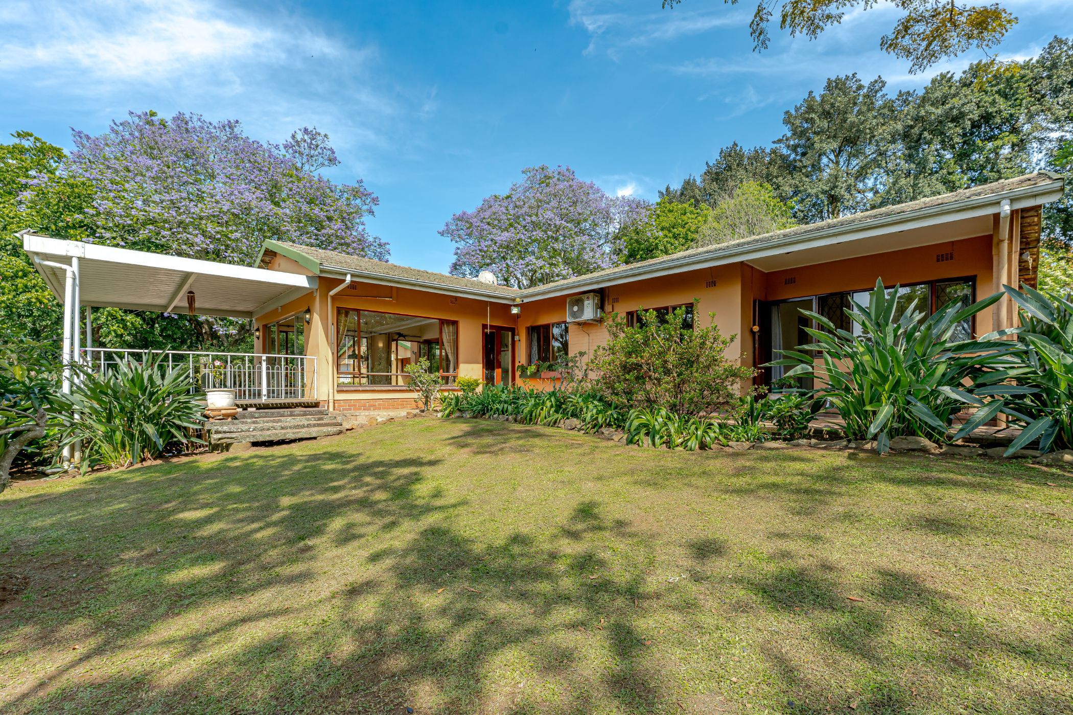 House for sale in Hillcrest Park - 1KF1721843