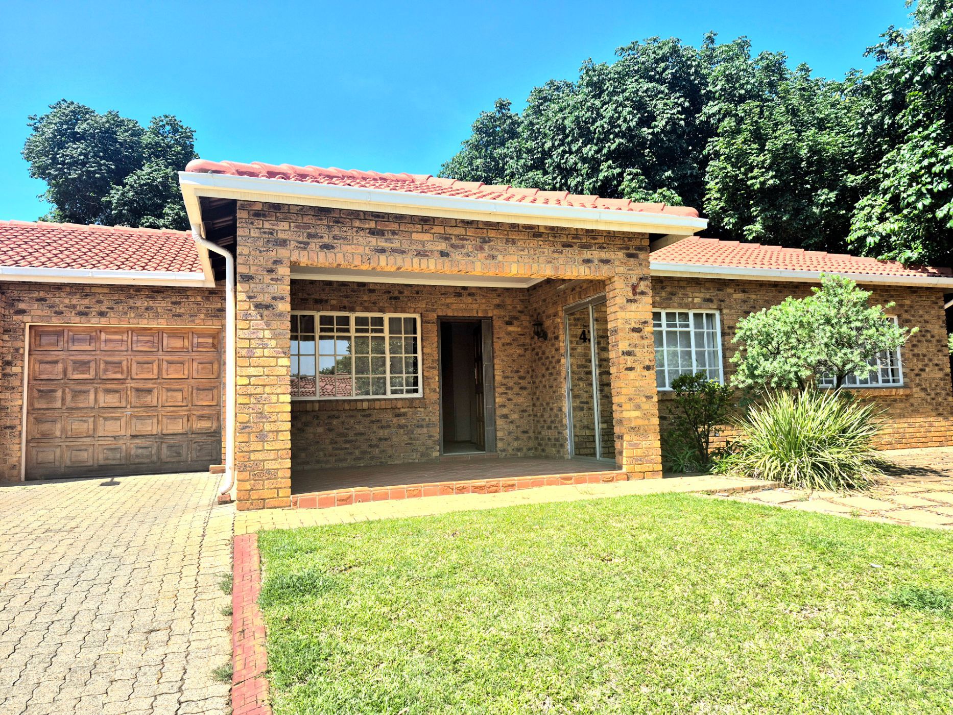 Townhouse for sale in Safari Gardens - 1RU1721858