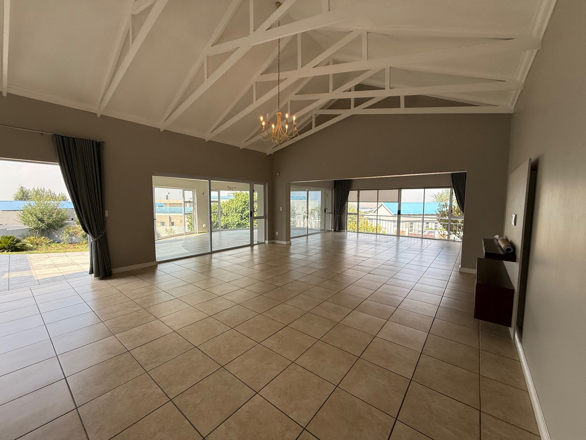 Golf estate house for sale in Bankenveld  - 1WD1721876