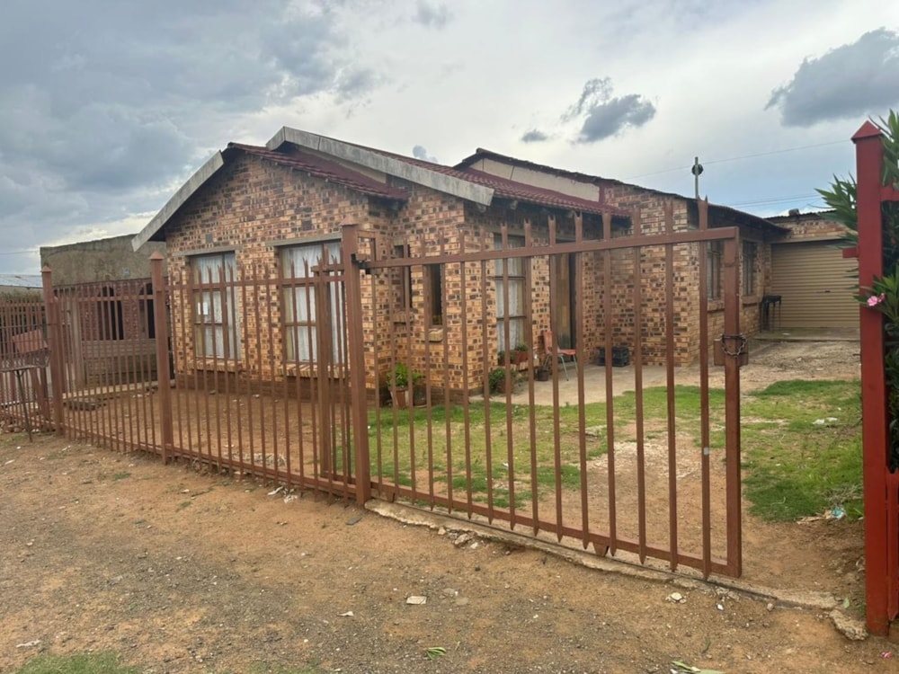 House for sale in Rocklands, Kagisanong - 1BX1723415 House for sale in Rocklands, Kagisanong - 1BX1723415