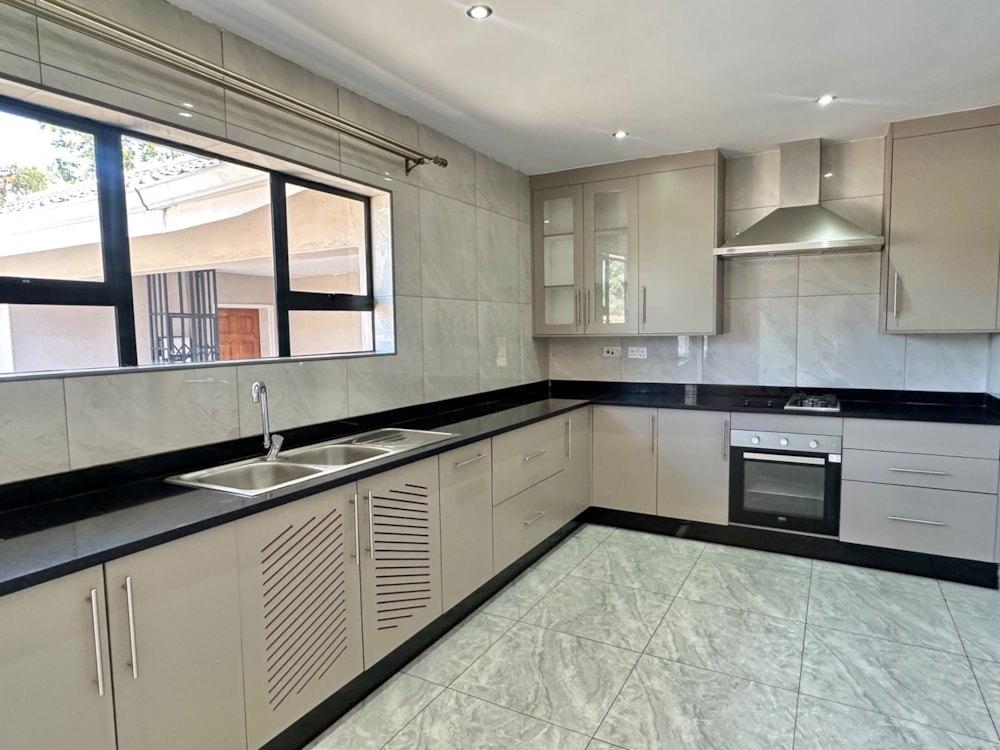 Cluster to rent in The Grange, Zimbabwe - 3ZB1721893 Cluster to rent in The Grange, Zimbabwe - 3ZB1721893