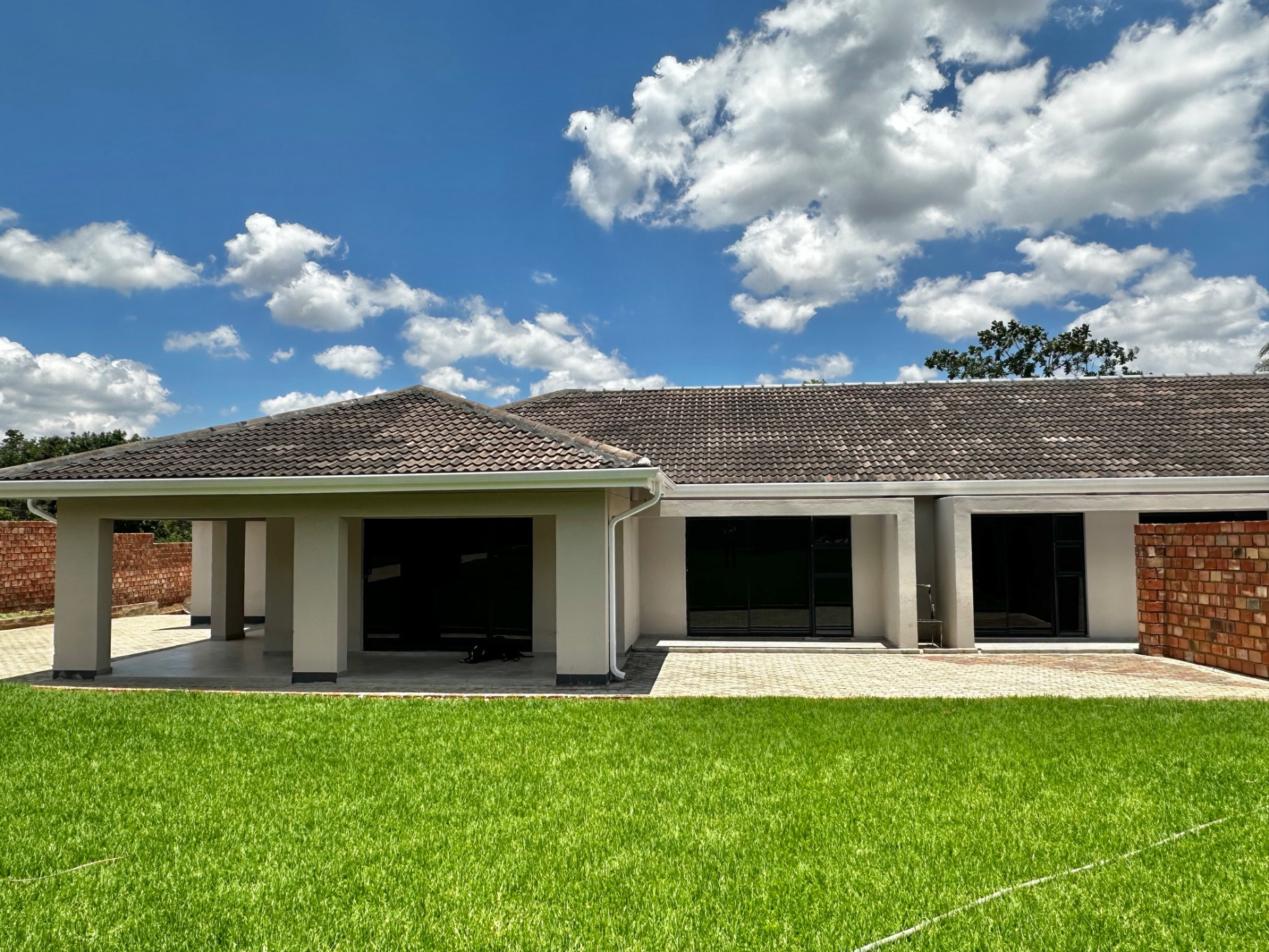 Cluster to rent in The Grange, Zimbabwe - 3ZB1721893