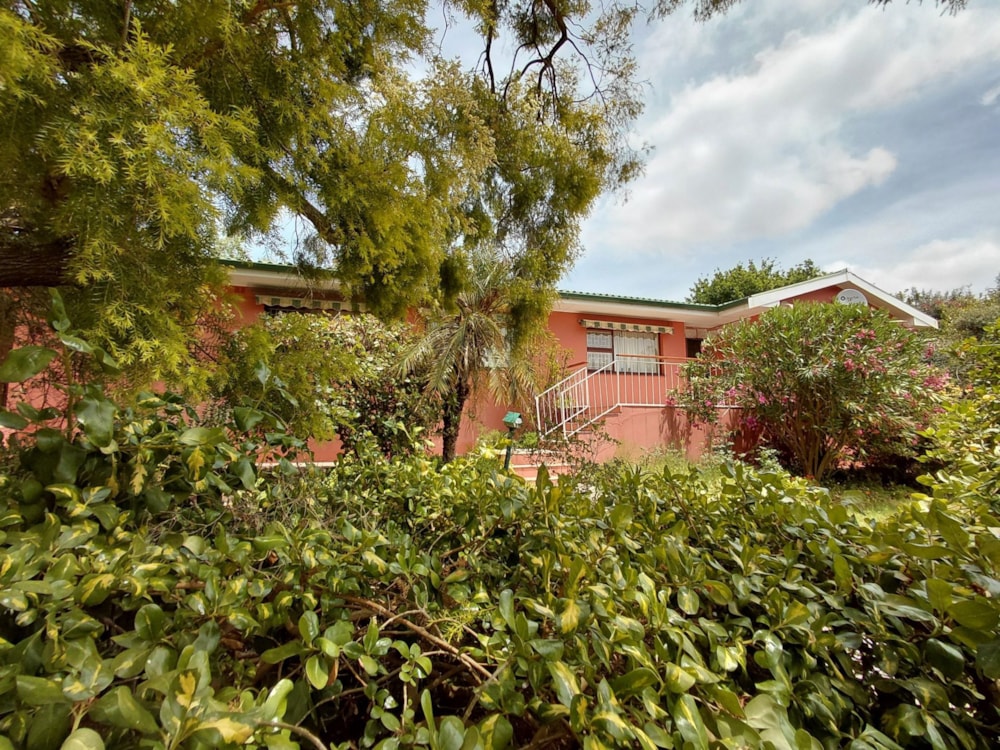 House for sale in Heidelberg, Garden Route - 1SR1723999 House for sale in Heidelberg, Garden Route - 1SR1723999