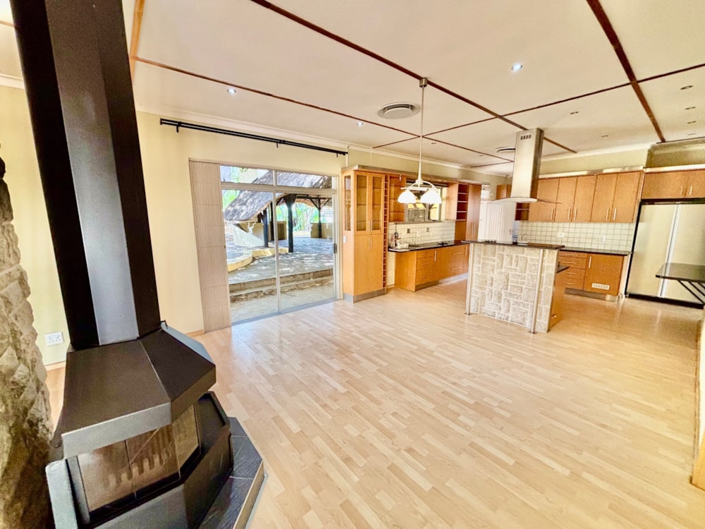 Single-storey house to rent in Eros, Namibia - 3NM1721955