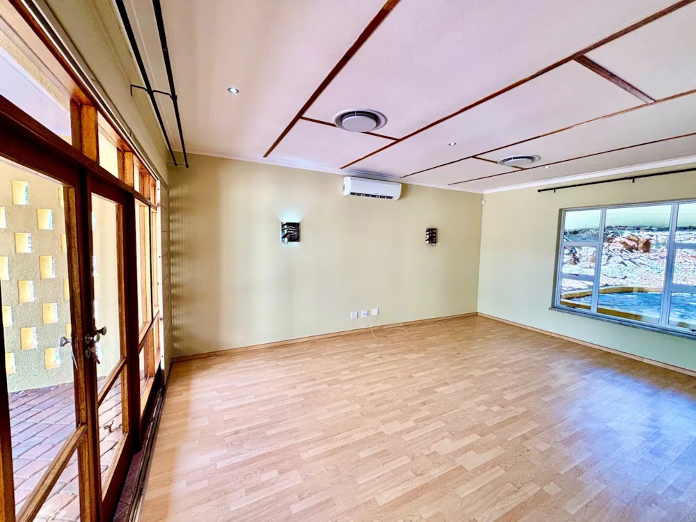 Single-storey house to rent in Eros, Namibia - 3NM1751040 Single-storey house to rent in Eros, Namibia - 3NM1751040