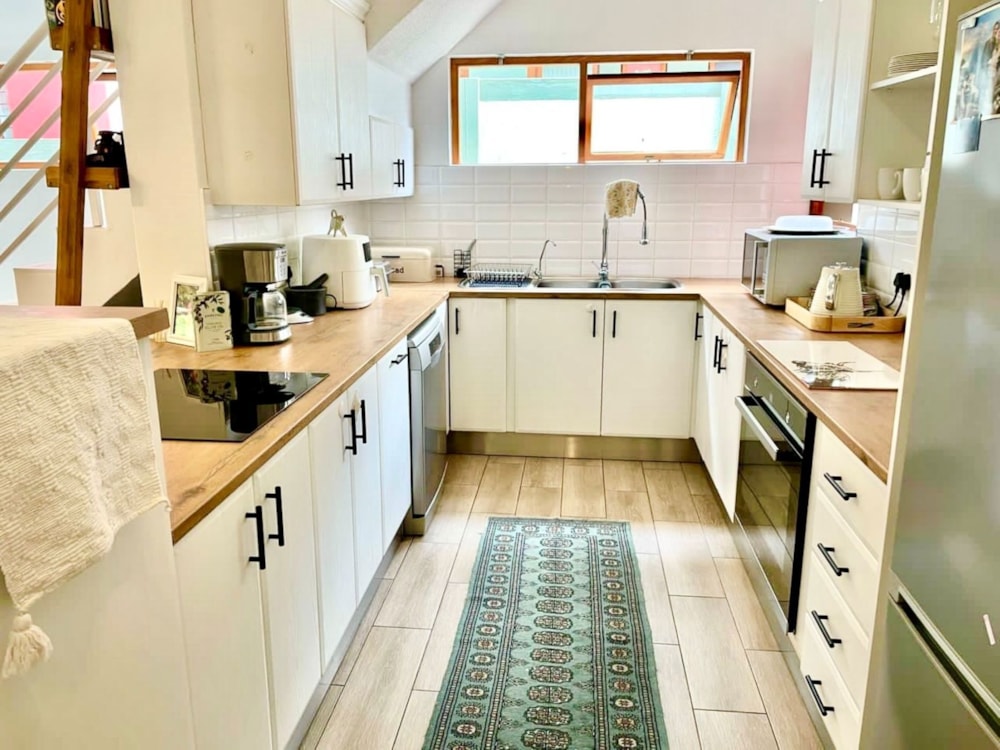 Townhouse for sale in Avis, Namibia - 3NM1721952