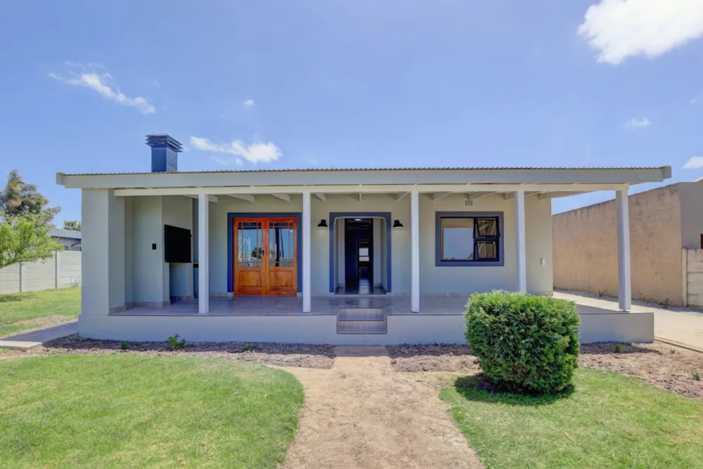 House let in George South - GEO1722138 House let in George South - GEO1722138