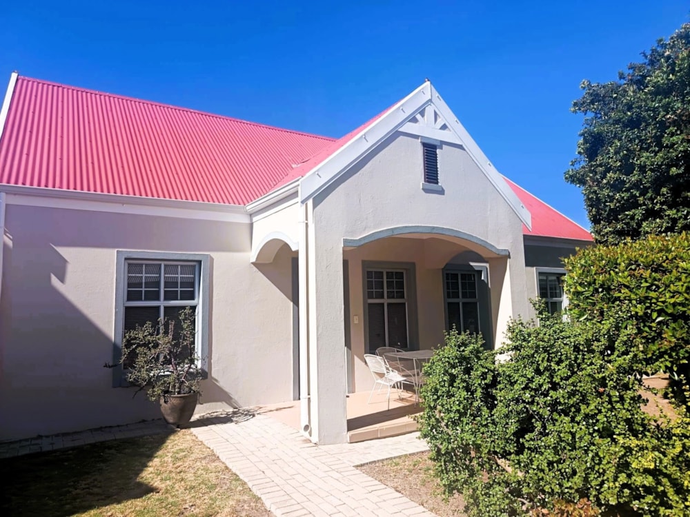 Townhouse for sale in Oudtshoorn - 1OU1722167