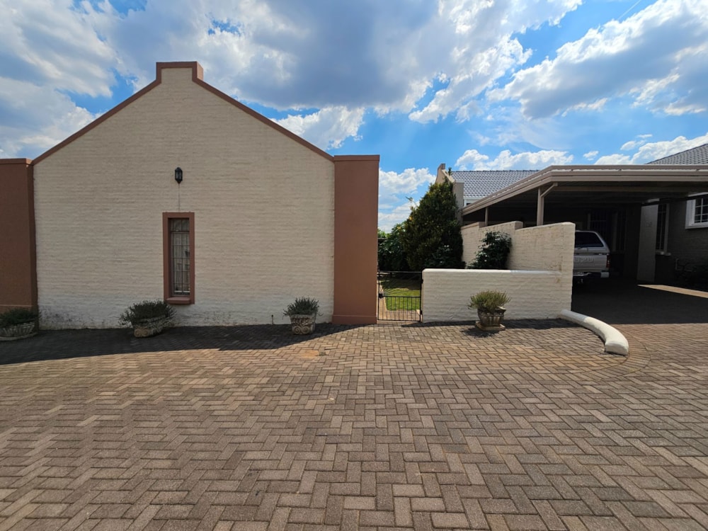 Townhouse for sale in Heidelberg, Gauteng - 1SP1721946