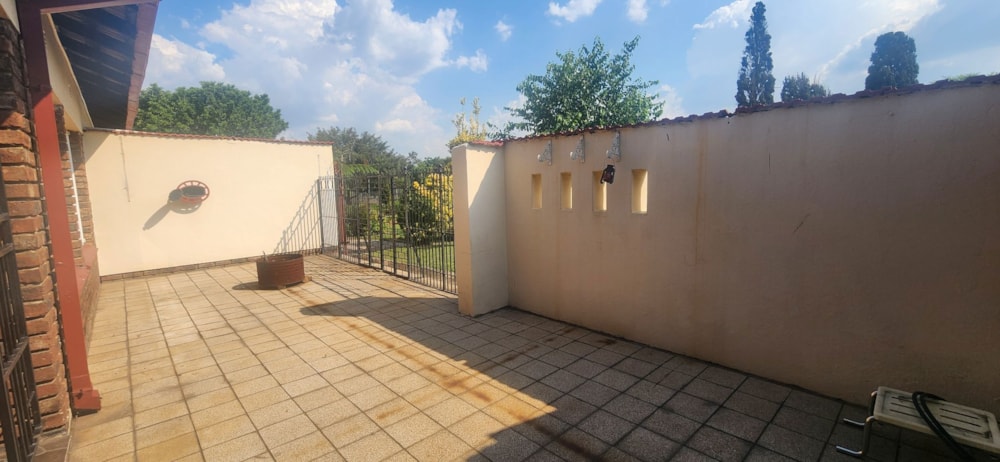 House for sale in Gholfsig - 1MD1721962 House for sale in Gholfsig - 1MD1721962