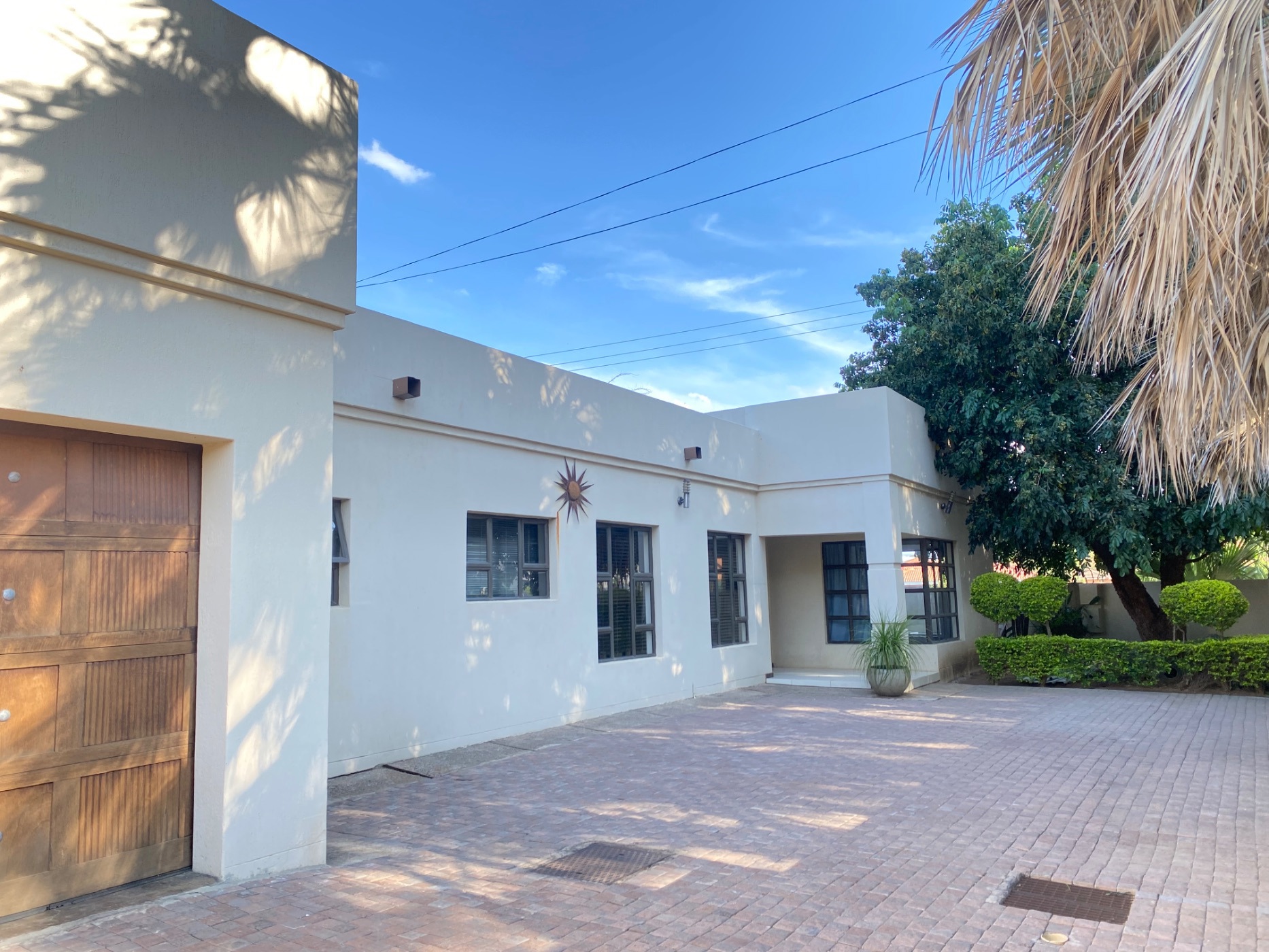 House for sale in Phakalane, Botswana - 3BO1721990