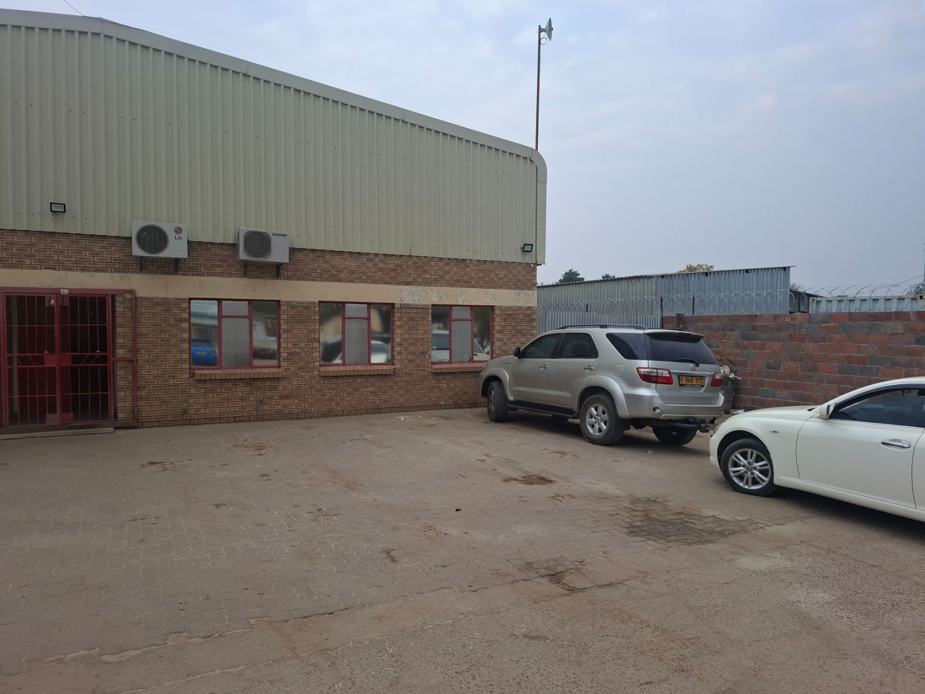 Commercial Building for sale in Mogoditshane, Botswana - 3BO1722046