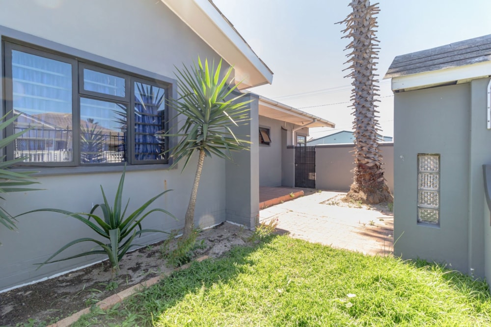 House for sale in Belgravia, Athlone - 1AH1721998