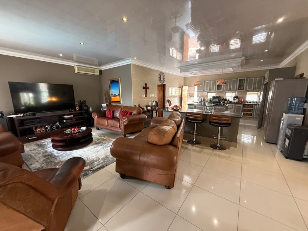 Security estate home for sale in Ben Fleur - 1WD1722018