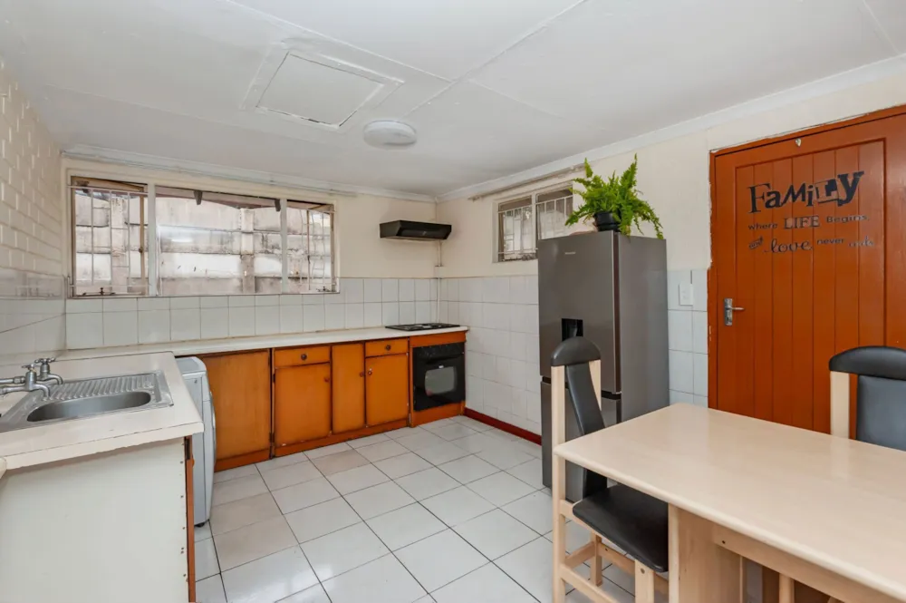 Cottage let in Verwoerdpark, Alberton - 1GV1722022 Cottage let in Verwoerdpark, Alberton - 1GV1722022