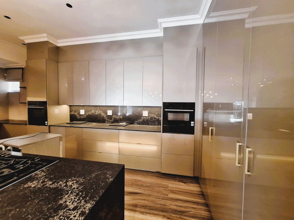 House sold in Midstream Estate - CN1722024