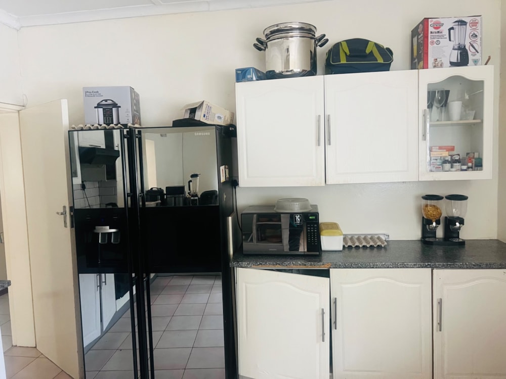 House for sale in Phase 2, Botswana - 3BO1722955 House for sale in Phase 2, Botswana - 3BO1722955