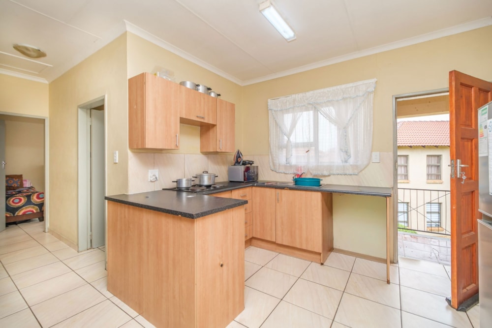 Townhouse for sale in Grobler Park - RAN1722061 Townhouse for sale in Grobler Park - RAN1722061