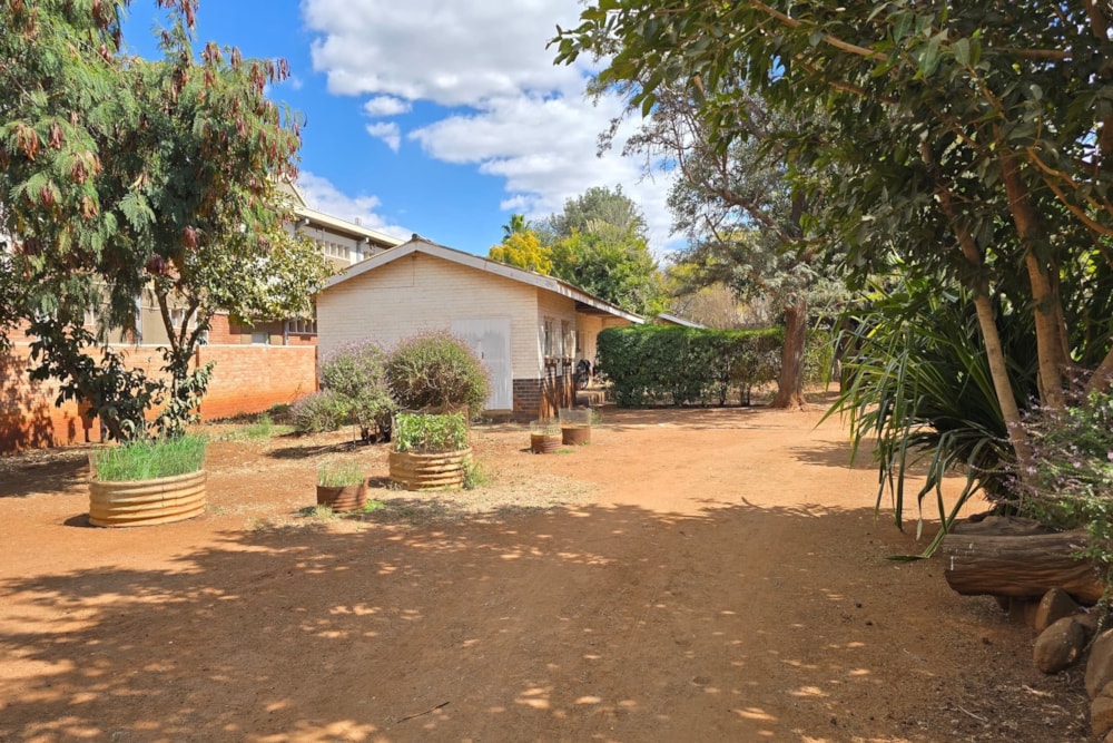 House for sale in Suburbs, Zimbabwe - 3ZB1722118 House for sale in Suburbs, Zimbabwe - 3ZB1722118