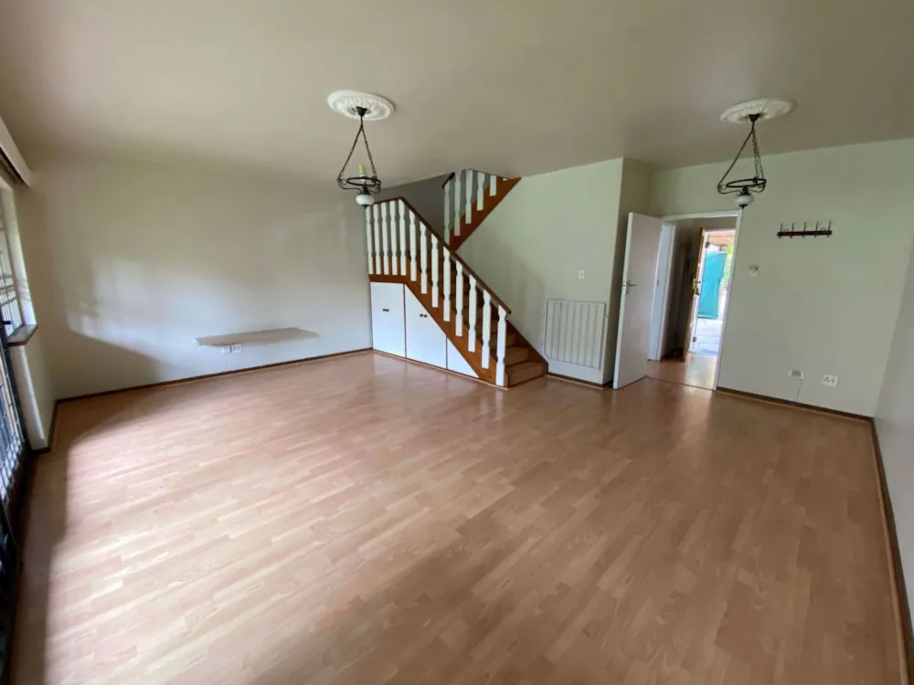 Townhouse let in Wembley - 1PM1749365