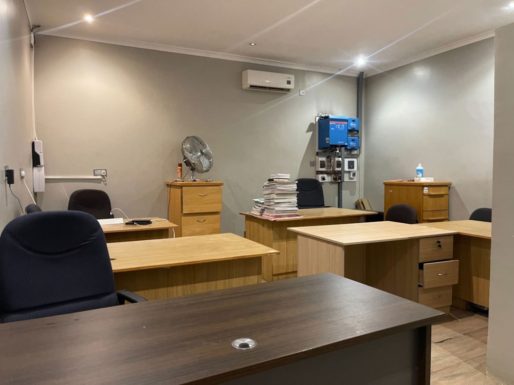 Commercial office to rent in Avondale, Zimbabwe - 3ZB1722277