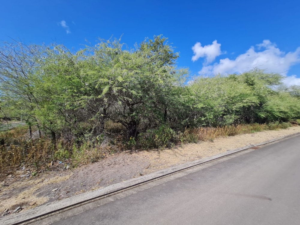 Residential vacant land for sale in Tamarin, Mauritius - MUR1722229 Residential vacant land for sale in Tamarin, Mauritius - MUR1722229