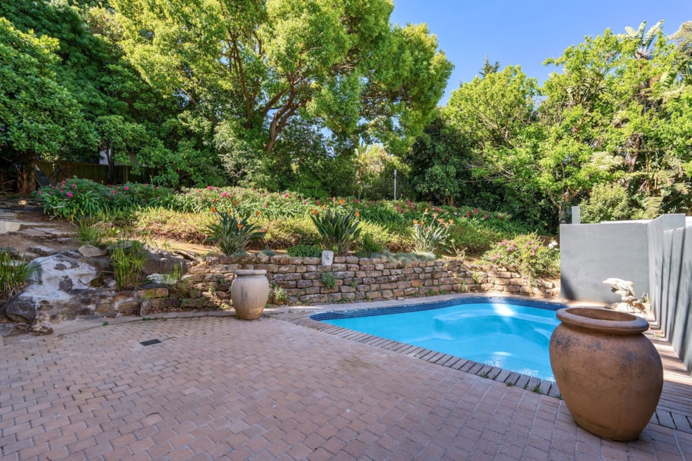 Semi-detached house for sale in Bishopscourt - KW1722272