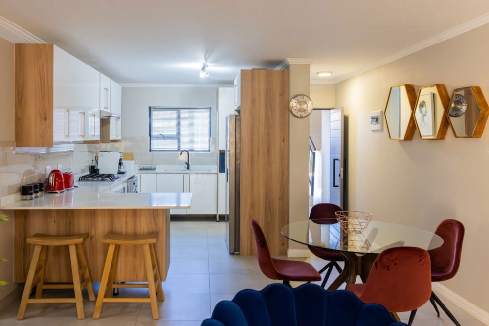 Apartment for sale in Heuwelsig, Kimberley - 1KJ1722267 Apartment for sale in Heuwelsig, Kimberley - 1KJ1722267