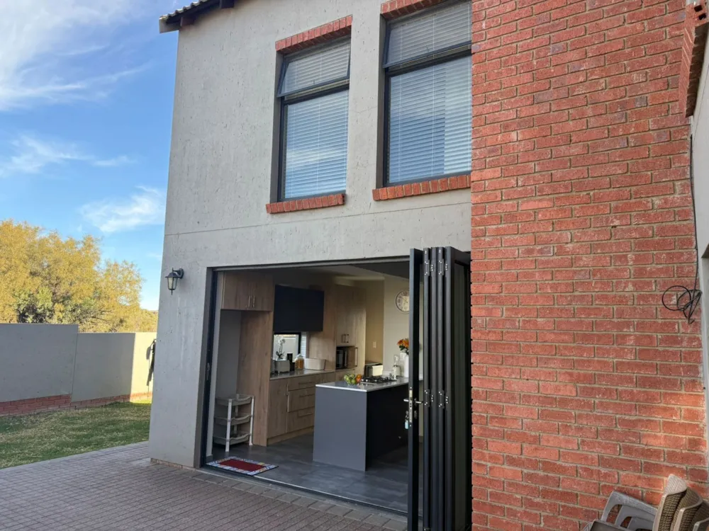 House let in Woodland Hills Bergendal - 1BX1722446 House let in Woodland Hills Bergendal - 1BX1722446