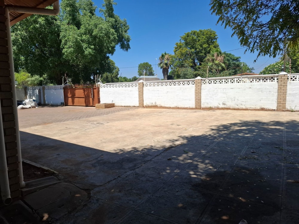 House to rent in Extension 10, Botswana - 3BO1722442 House to rent in Extension 10, Botswana - 3BO1722442