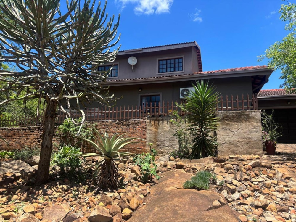 House for sale in Komatipoort - 1NK1723134 House for sale in Komatipoort - 1NK1723134