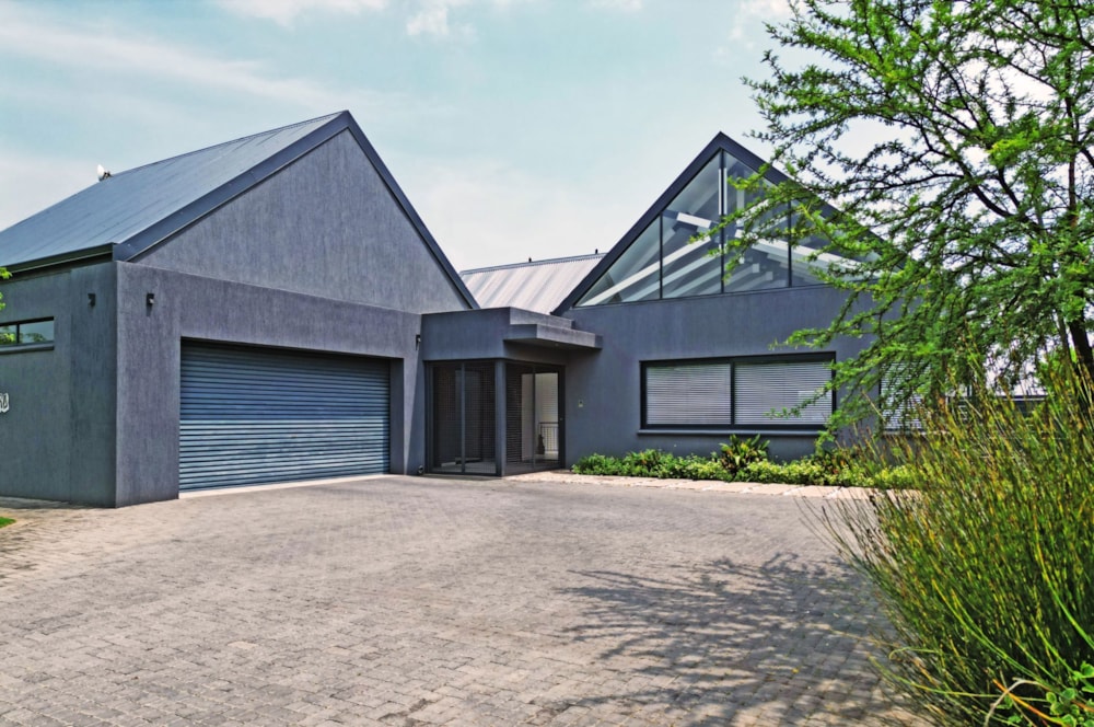 Security estate home for sale in Heron Banks Golf Estate - 1VT1722443