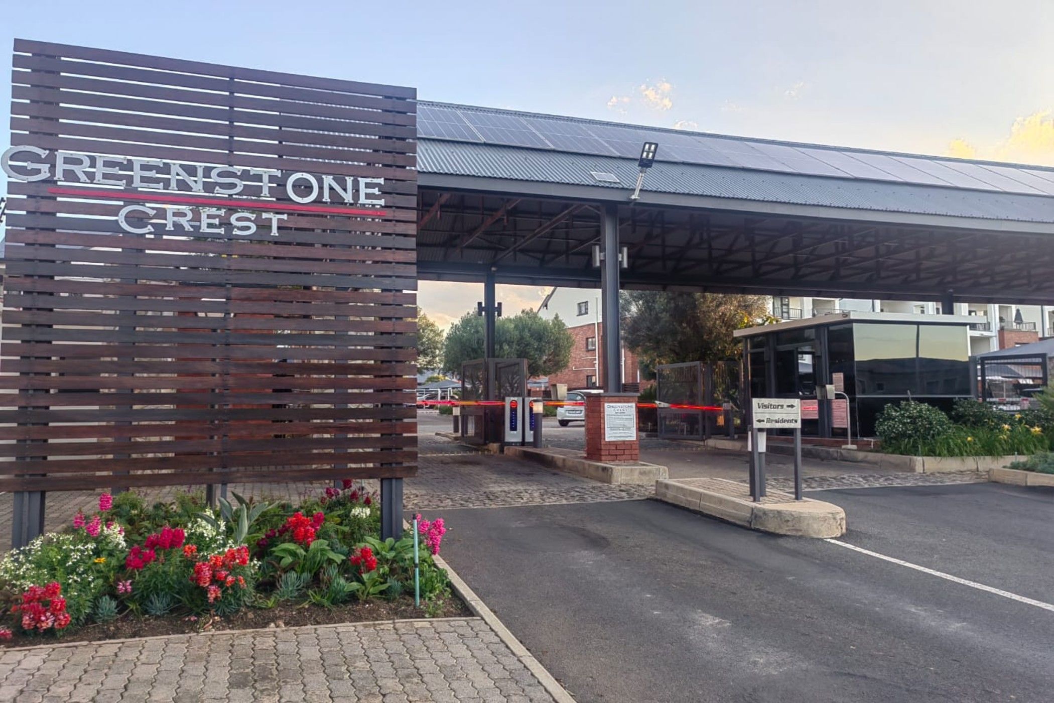 Townhouse to rent in Greenstone Hill - ENL1722545