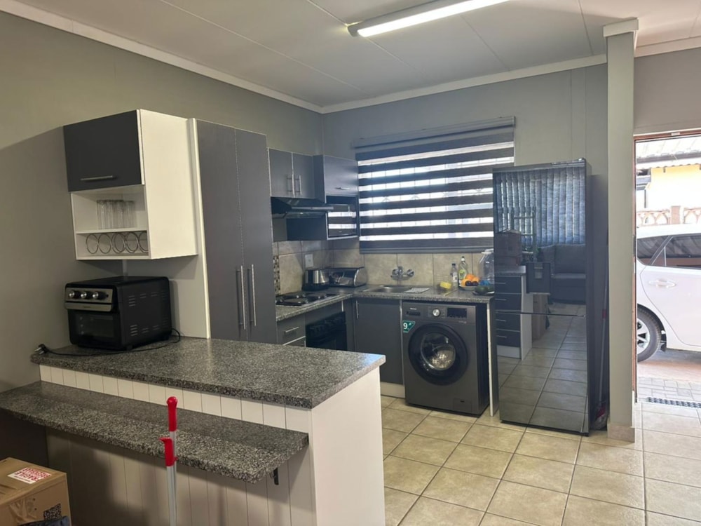 House for sale in Bloemanda - 1BX1722528