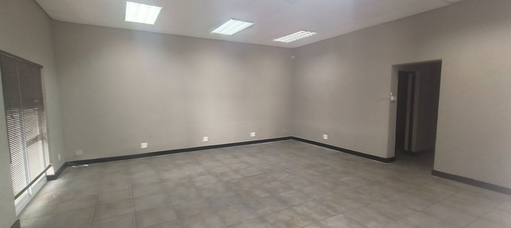 Commercial office to rent in Sasolburg Ext 5 - 1VT1722529