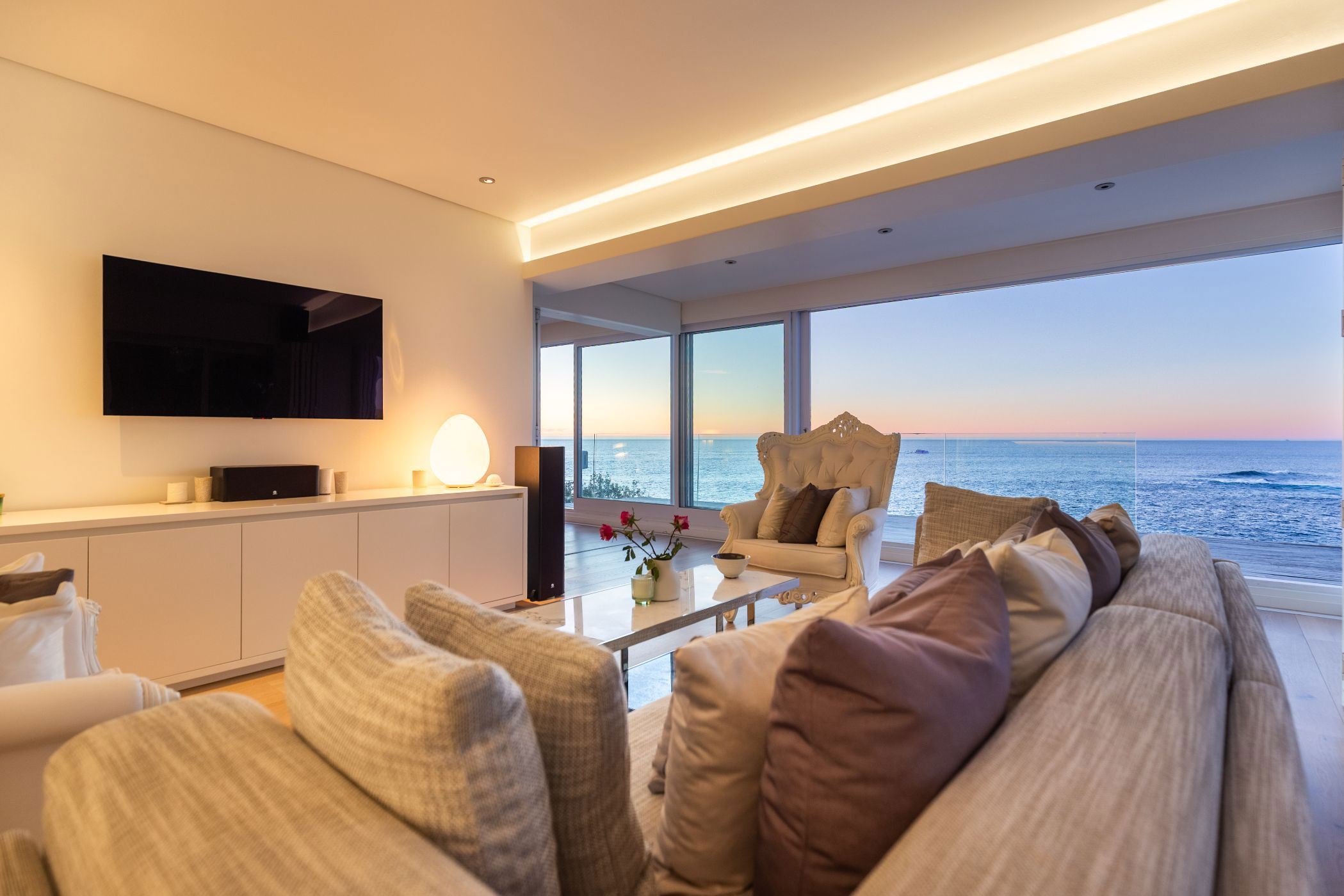 Apartment for sale in Bantry Bay - AS1723219