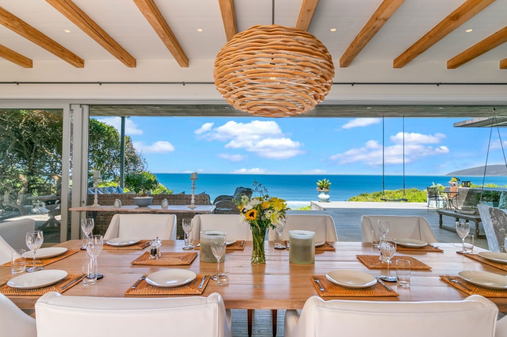 Beachfront villa to rent in Plettenberg Bay - 1KG1722560 Beachfront villa to rent in Plettenberg Bay - 1KG1722560