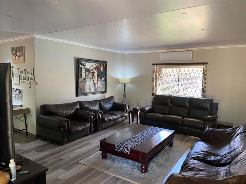 Townhouse for sale in Vryburg - 1RN1722698 Townhouse for sale in Vryburg - 1RN1722698