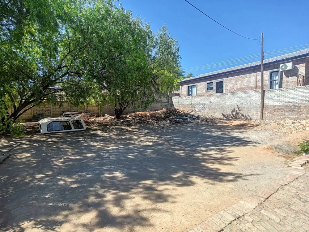Vacant land for sale in Oudtshoorn - 1OU1722898 Vacant land for sale in Oudtshoorn - 1OU1722898