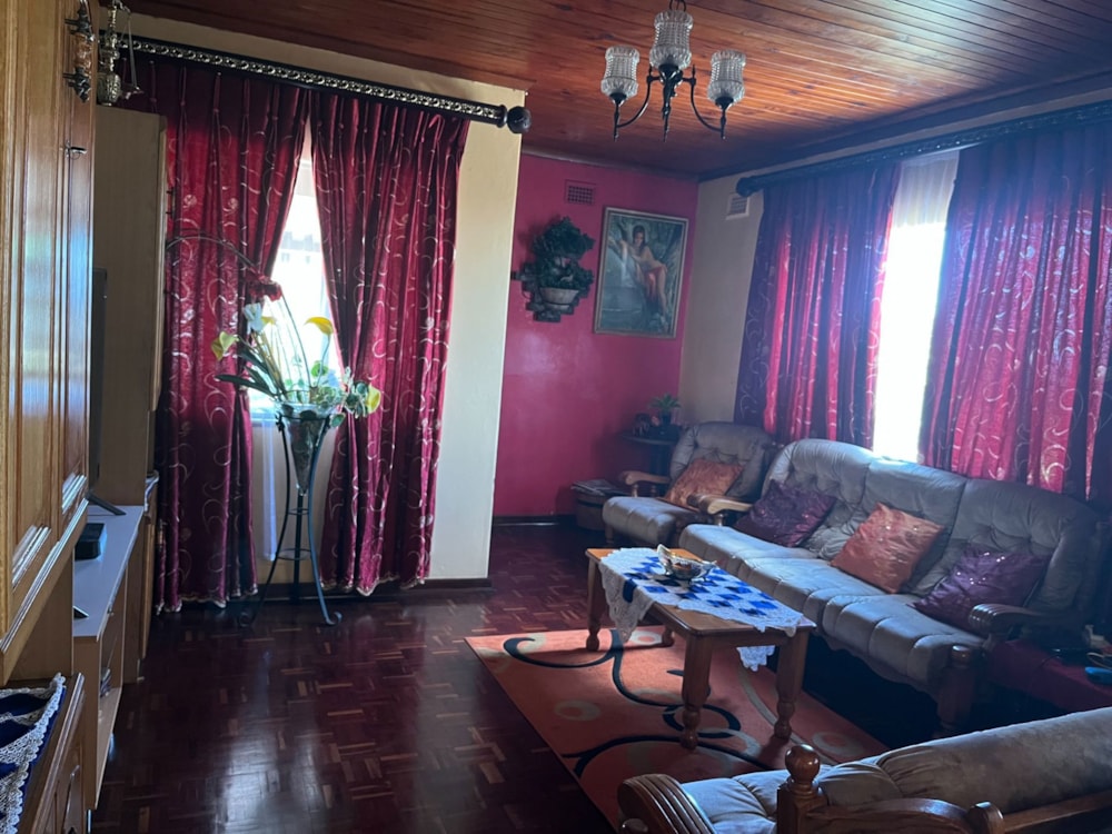 House for sale in Chatsworth, KwaZulu-Natal - 1ND1722655